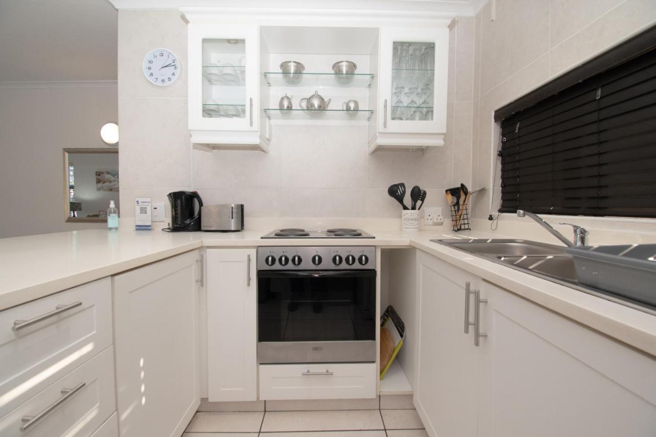 7 The Shades Umhlanga Rocks Apartment Durban Exterior photo