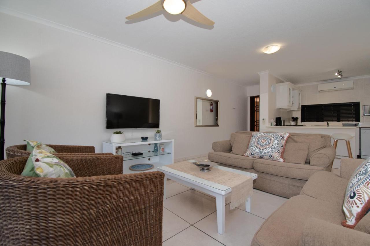 7 The Shades Umhlanga Rocks Apartment Durban Exterior photo